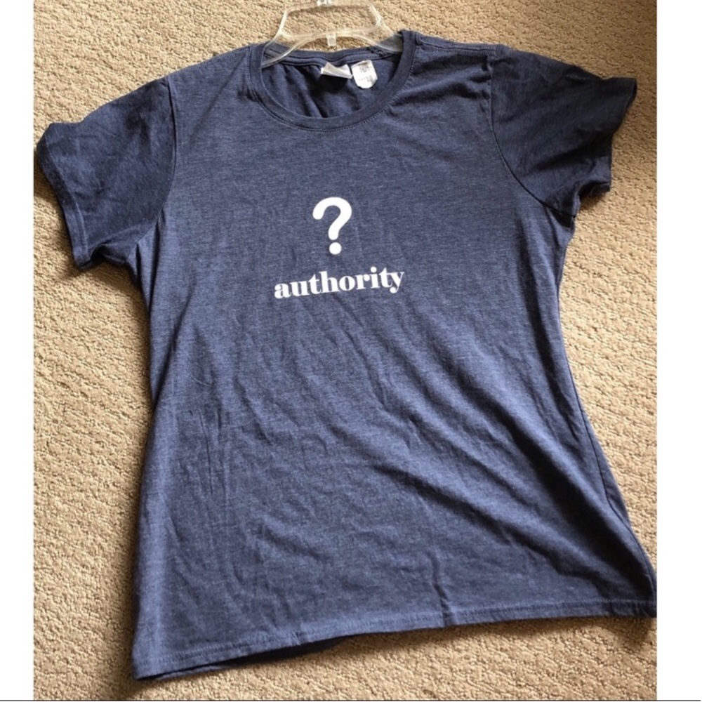 NWT Question Authority Heather Blue Tee Size L